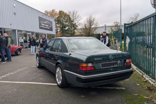 Mercedes-Benz 500E