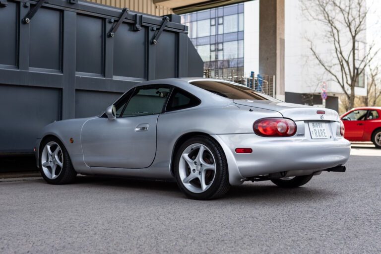 Mazda Roadster Coupe