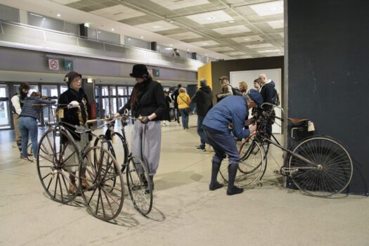 Amateurs de vélos anciens ; @lesveloscypedistes