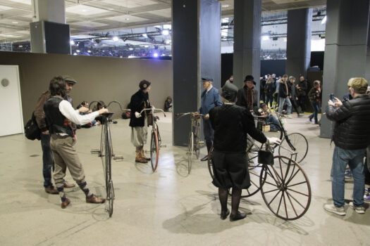 Amateurs de vélos anciens ; @lesveloscypedistes