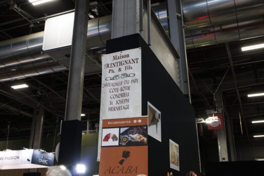 Un peu de bon vin, pour accompagner les belles autos ? Boire ou conduire, il faut quand même choisir ..