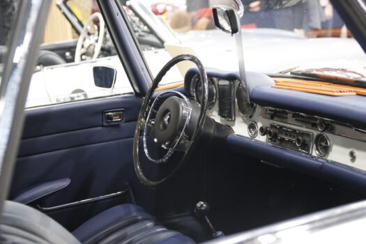 Mercedes-Benz 230 SL