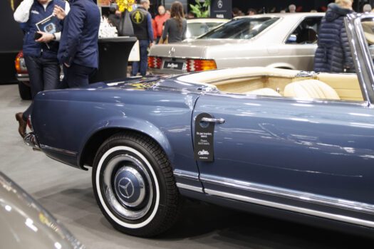 Mercedes-Benz 230 SL