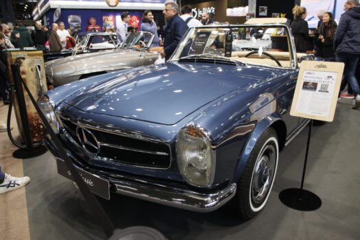 Mercedes-Benz 230 SL
