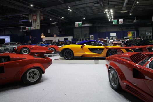 Les dernières visites de Rétromobile étaient pendant les ventes ... les autos alors un rien condensées, et non accessibles .. Voici tout de même quelques images.