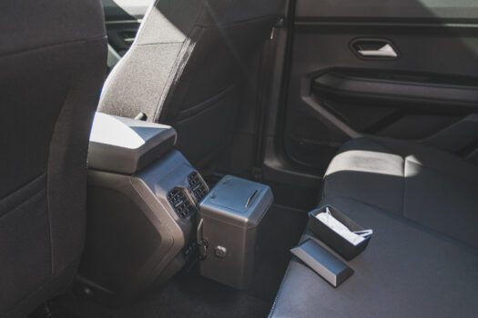 .. la poubelle de bord, de voiture..