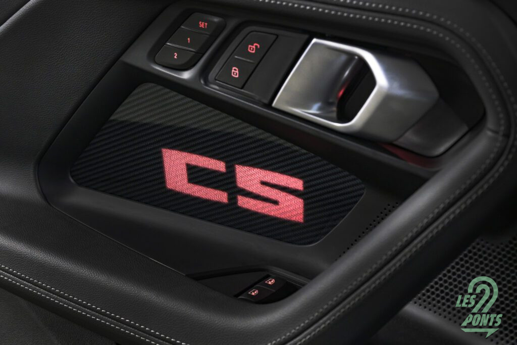 BMW M2 CS