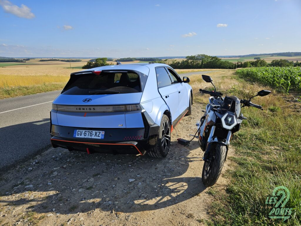 VMoto Stash & Hyundai Ioniq 5 N