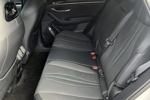 BYD Seal U DM-i - places arrières