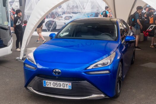 Toyota Mirai, la berline compacte hydrogène de la marque japonaise
