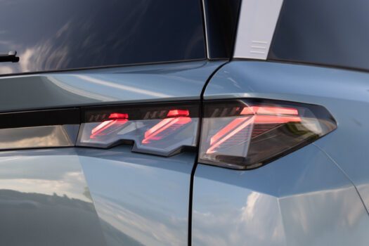 Peugeot E-5008 - Image Tibo-The Good Click