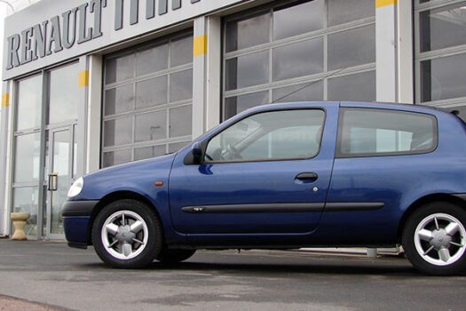 Clio 1 16V © automobile-sportive.com ; Sébastien Dupuis