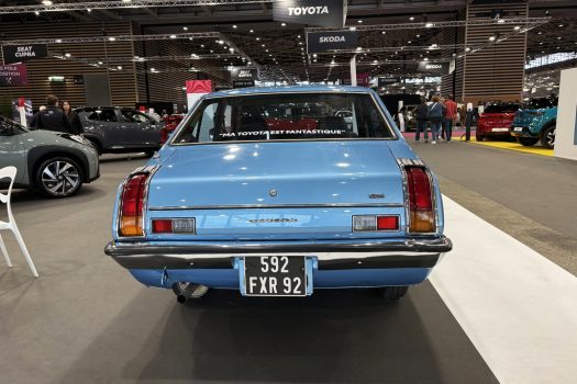 Toyota Carina arriere