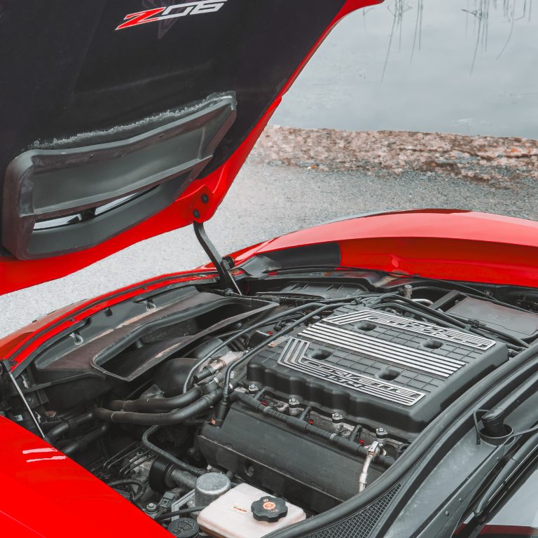 Le moteur 6.2 V8 LT4 avec compresseur de la C7 Z06.