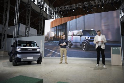 Dacia Hipster Concept, David Durand responsable design Dacia, Patrice Levy Bencheton, responsable produit VP Dacia
