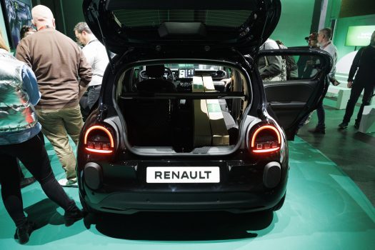 Seuil de coffre assez élevé, tout de même !