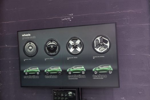 Enjoliveurs et roues proposées sur les deux finitions de la Twingo