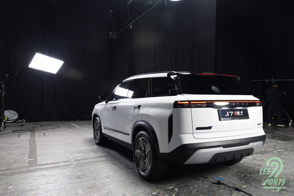 Jaecoo 7 PHEV, session studio fin 2025