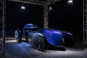 Photo statique nocturne Renault Filante Record 2025
