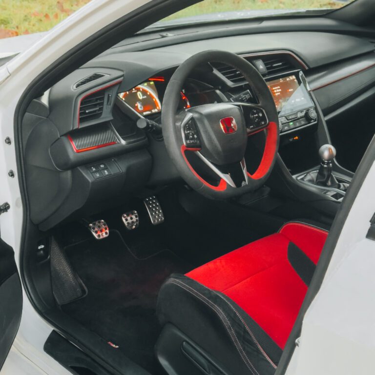 L'habitacle de la Civic Type R.