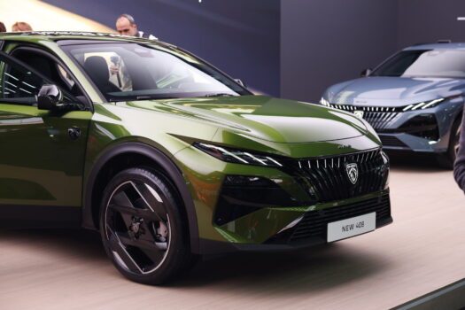 Peugeot 408 facelift GT PHEV 240 - Brussels Motorshow