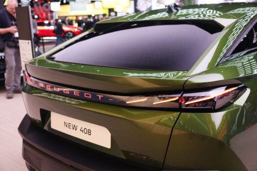 Peugeot 408 facelift GT PHEV 240 - Brussels Motorshow