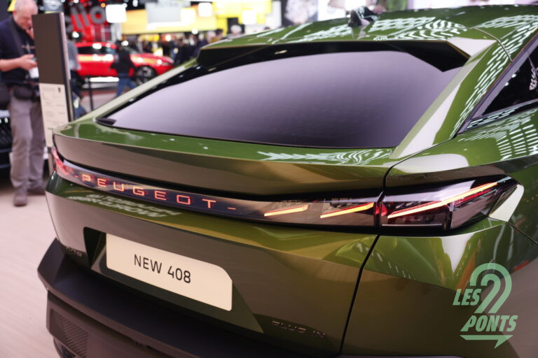 Peugeot 408 facelift GT PHEV 240 - Brussels Motorshow