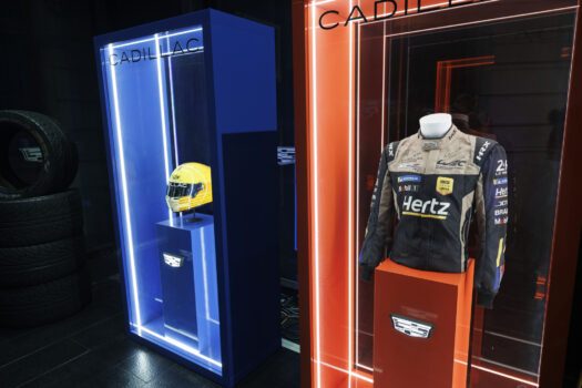 Combinaison & casque Cadillac Racing / WEC