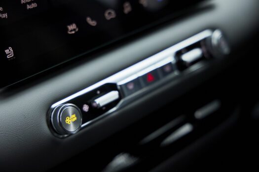 Détail du poste de conduite de la MG4 EV