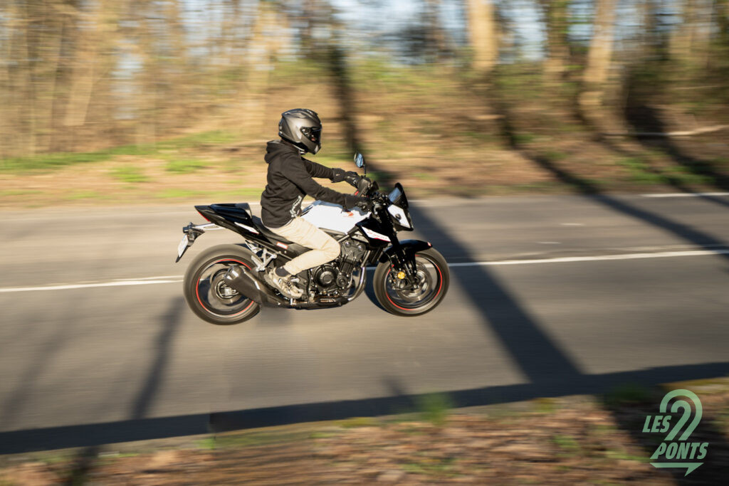 Honda CB500 Hornet © Anthony Mota