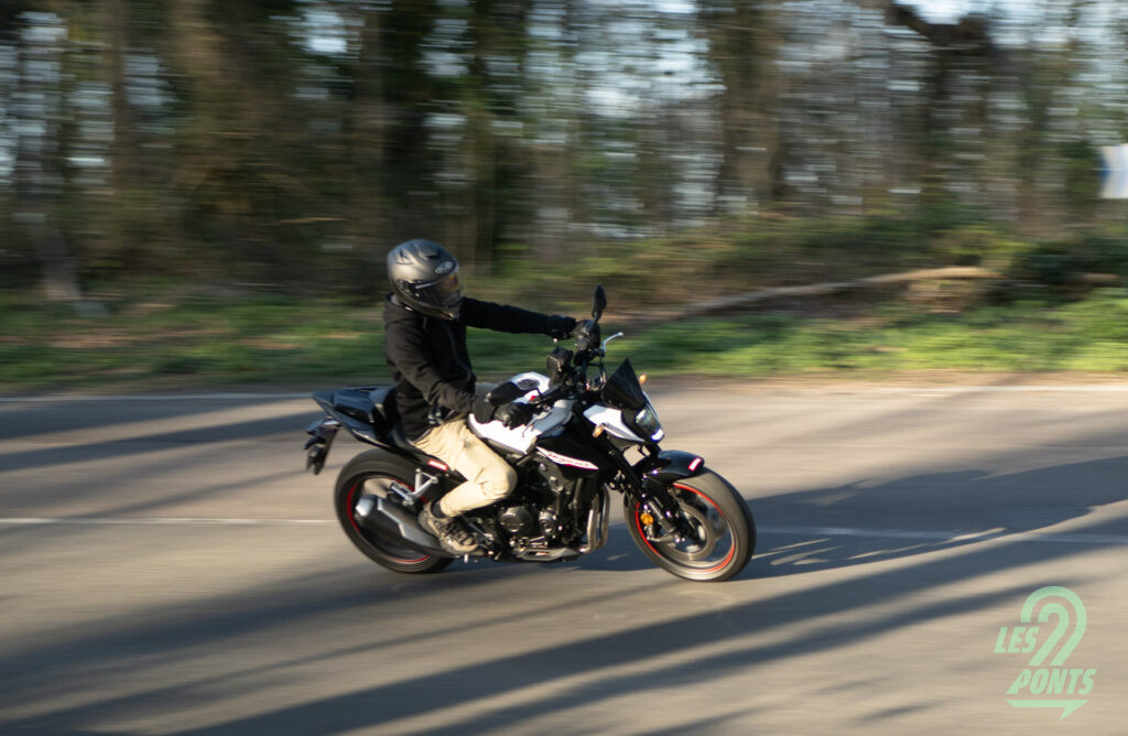 Honda CB500 Hornet © Anthony Mota