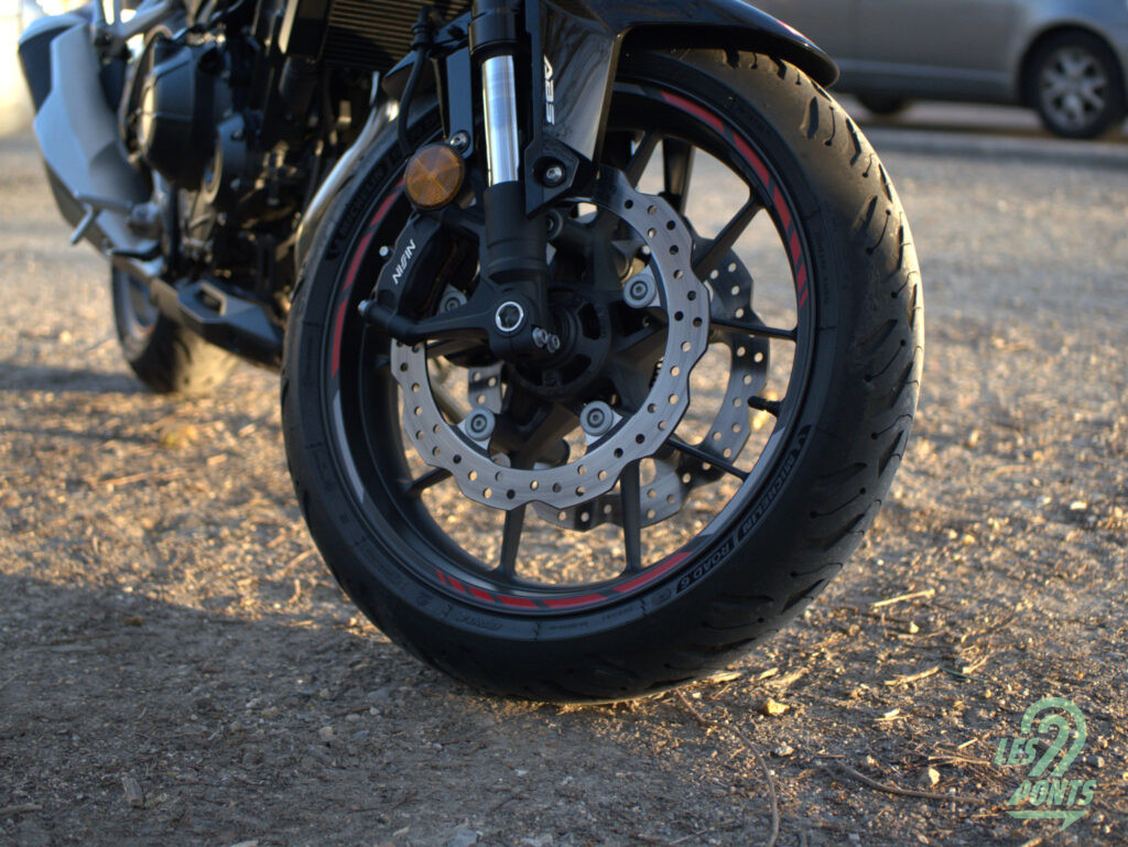 Honda CB500 Hornet © Anthony Mota