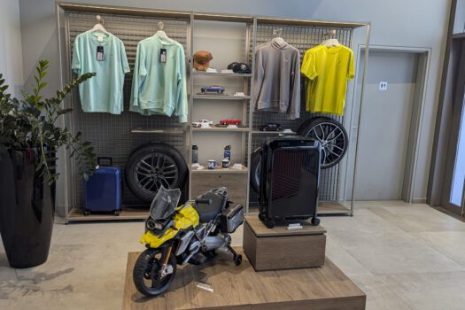 Boutique lifestyle, BMW Vélizy