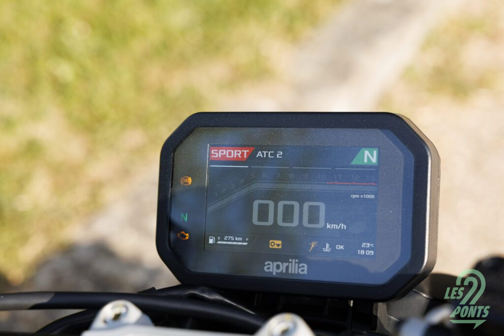 Aprilia Tuono 457