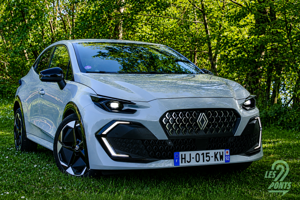 RENAULT CLIO VI FULL HYBRID E-TECH (RB3B1 HEV)