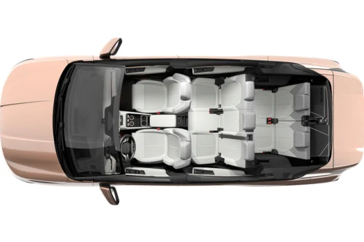 Vue plongeante de l'espace à bord du Skoda Peaq