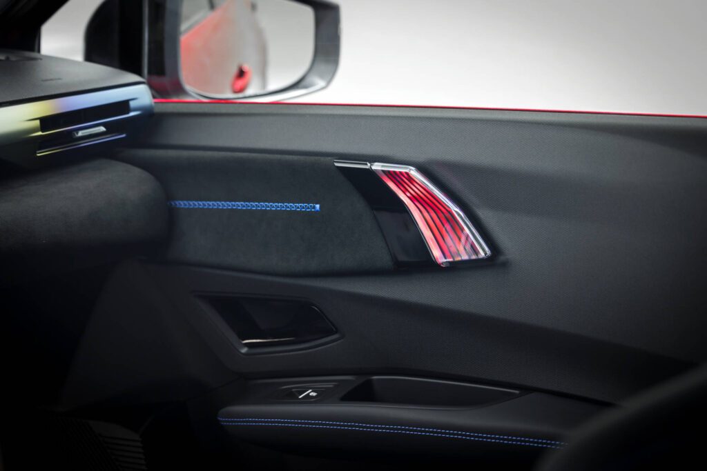 RENAULT CLIO VI FULL HYBRID E-TECH (RB3B1 HEV)