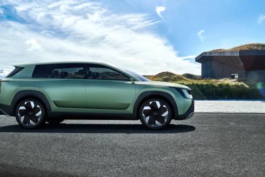 Vue de côté du concept Skoda Vision 7S