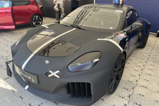 Vue avant de l'Alpine A110 Future