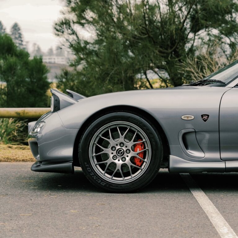 Les jantes BBS et le système de freinage de la RX-7