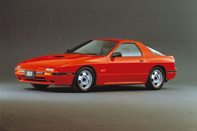 La deuxième génération de Mazda Rx-7 (FC)